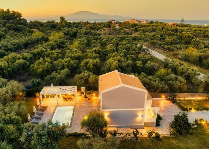 Villa Valeria Luxury - Private Pool - Nestled In Olive Groves Near Tsilivi Plános