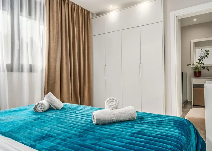 Villa Valeria Luxury - Private Pool - Nestled In Olive Groves Near Tsilivi Plános