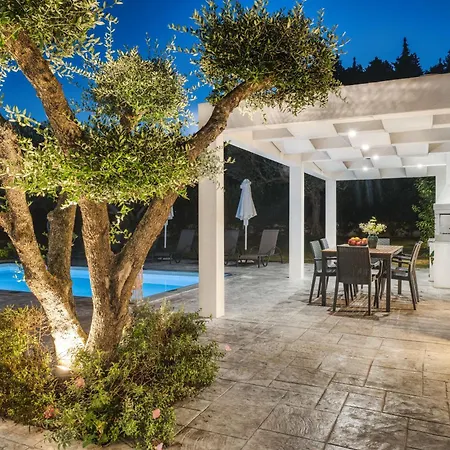 Villa Valeria Luxury - Private Pool - Nestled In Olive Groves Near Tsilivi Planos (Zakynthos)