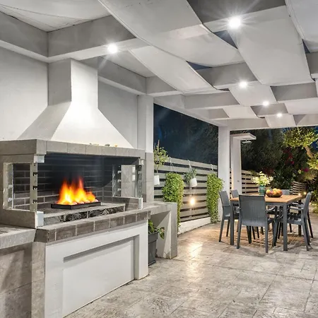 Valeria Private * Πλάνος