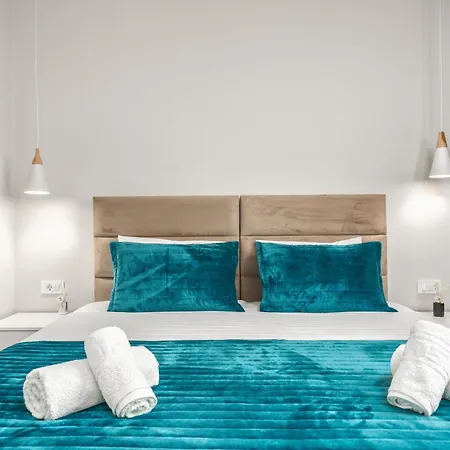 Valeria Private Villa